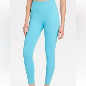 NWT JoyLab Target Leggings Size Large